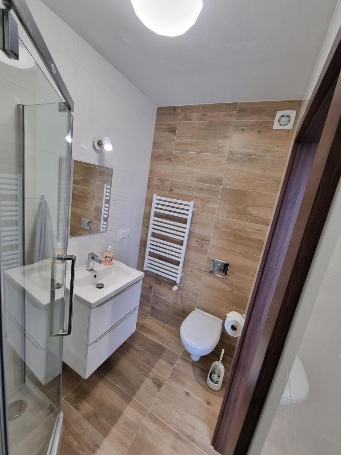 Dom Na Ubocy Apartment Gron ภายนอก รูปภาพ